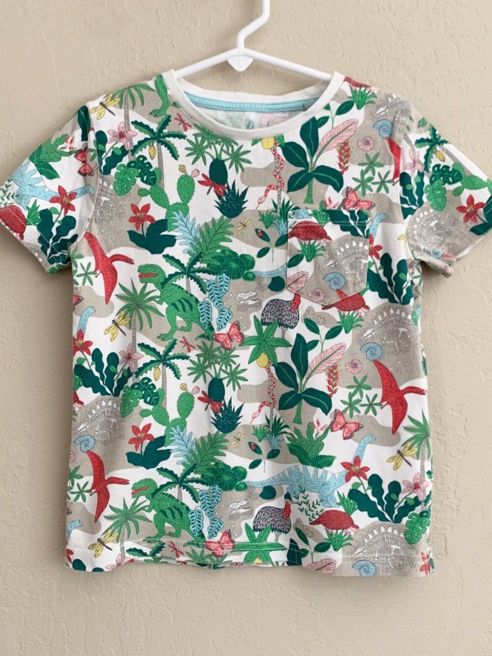 Mini Boden Pocket Tee • Dino Island • 5/6 Years